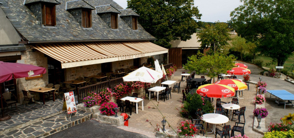 l'auberge fleurie hôtel restaurant le Nayrac